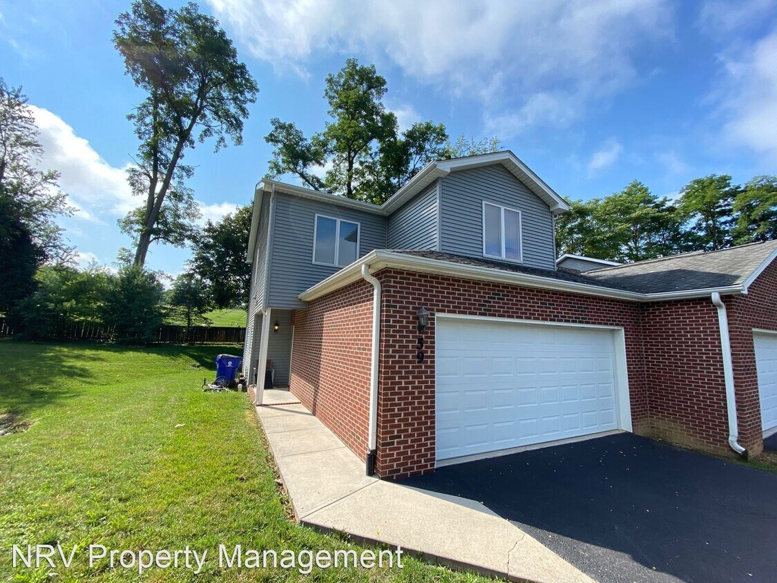 Primary Photo - 3 br, 2.5 bath House - 59 Silver Leaf Lane