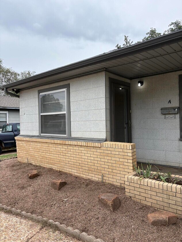 Foto principal - 3313 35th St
