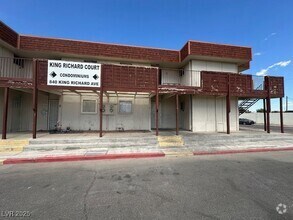 Building Photo - 5406 S Swenson St