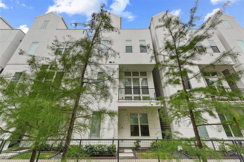 Foto principal - 5854 E Post Oak Ln