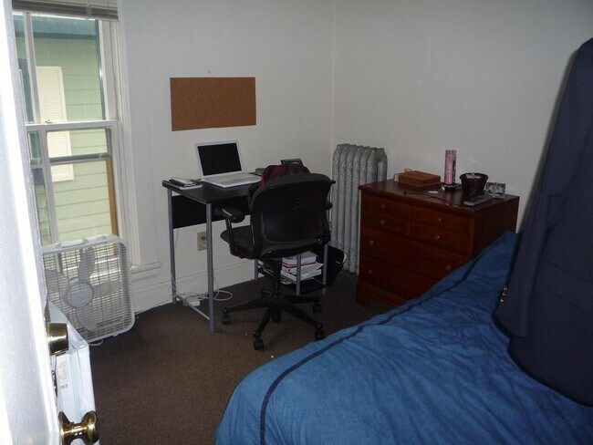 Foto del edificio - 408 W Washington Ave