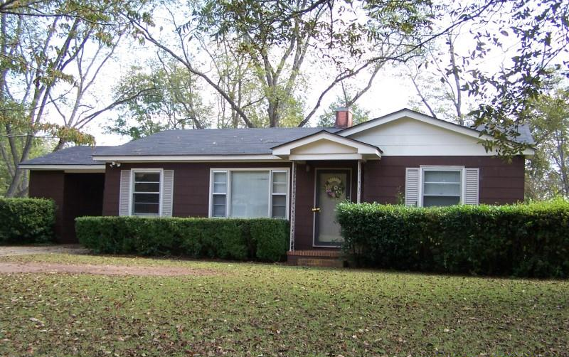 Primary Photo - 200 N Ingleside Dr
