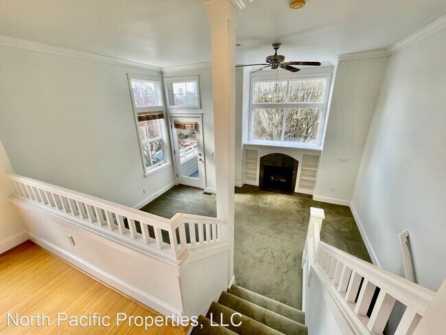 Building Photo - 3 br, 3.5 bath House - 1808C 14th Ave