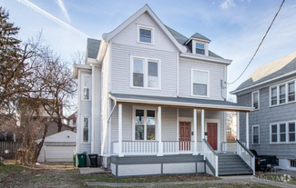 Building Photo - 723 Considine Ave