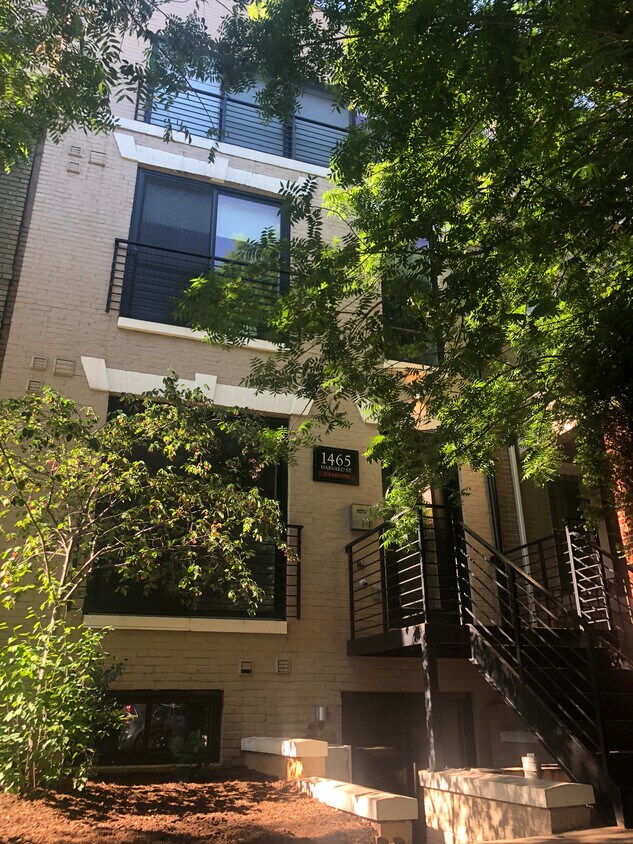 Building Entrance - 1465 Harvard St NW