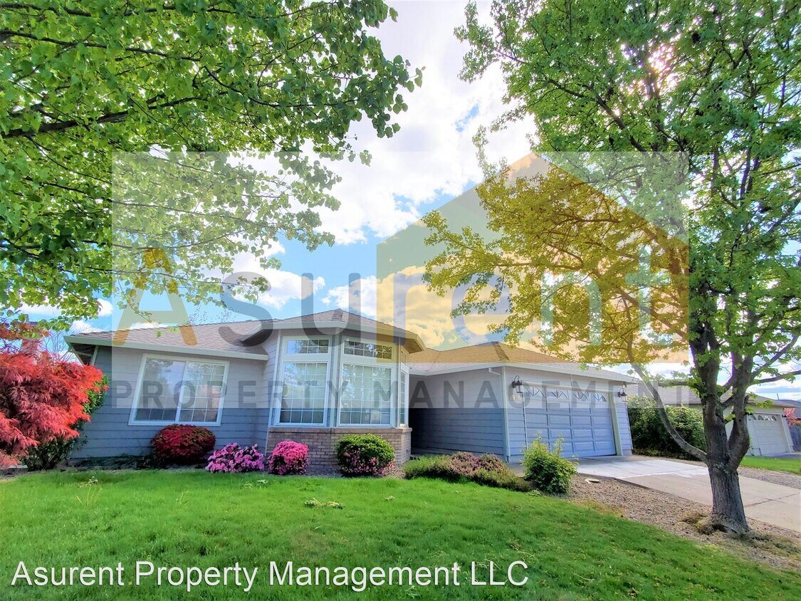 Foto principal - 3 br, 2 bath House - 2926 Shasta Ave