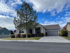Building Photo - 10195 Coyote Creek Ct