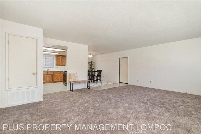 Building Photo - 3 br, 2 bath House - 529 South I