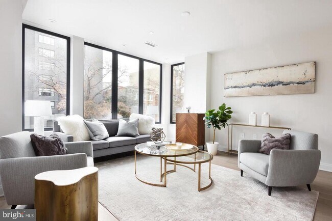 Foto del edificio - 1427 Rhode Island Ave NW