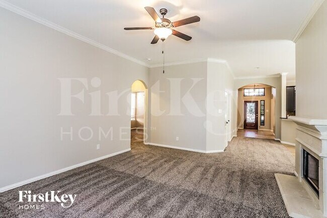 Foto del edificio - 7426 Upland Mill Ln