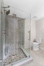 Building Photo - 5117 Mallett Dr