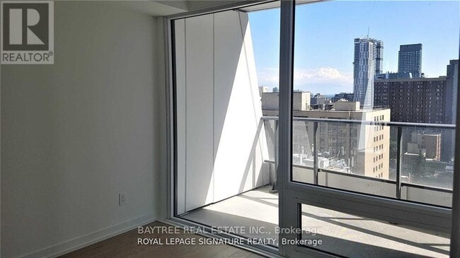 Building Photo - 85 Wood St