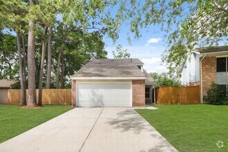 Building Photo - 19511 Pine Echo Dr