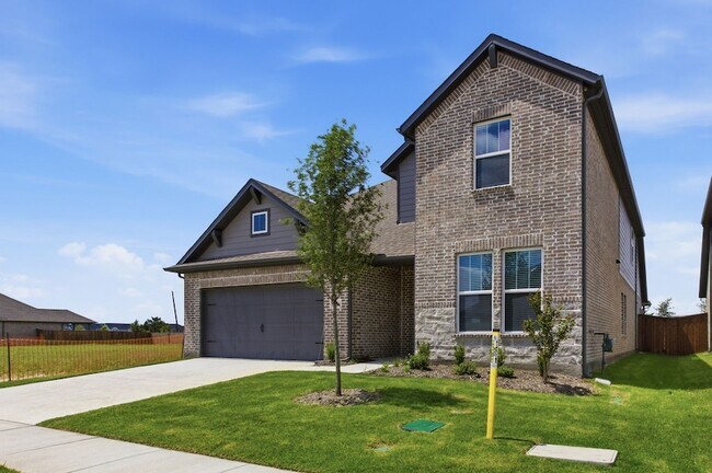 Building Photo - 1224 Redcoat Dr