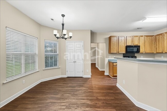 Building Photo - 202 Curico Ln