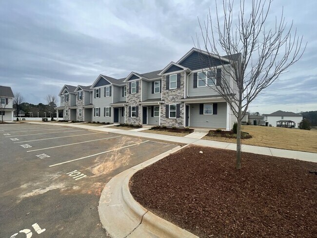 Foto del edificio - 2 bd 2.5 ba Townhouse