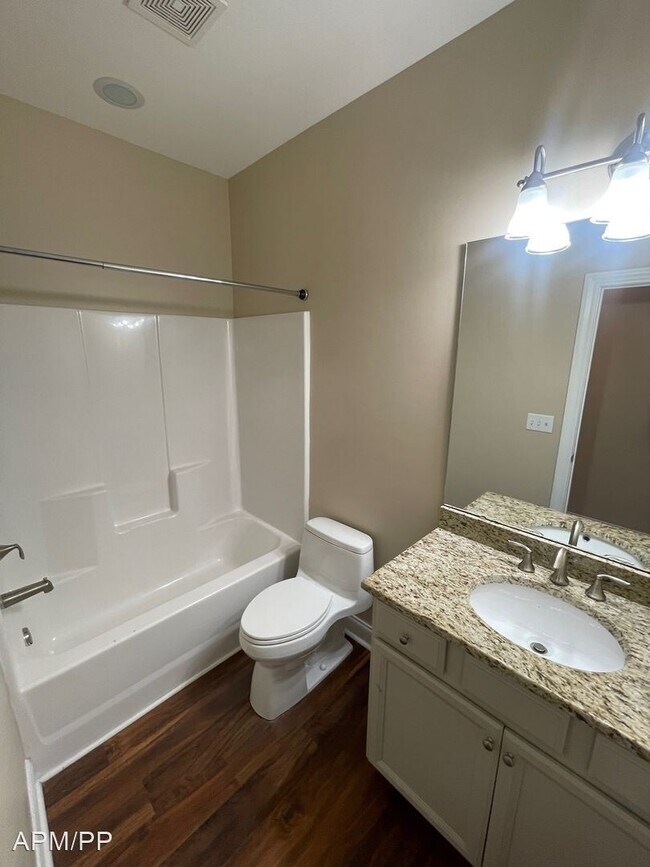 Foto del edificio - 3 br, 2 bath House - 4730 Mint Ave