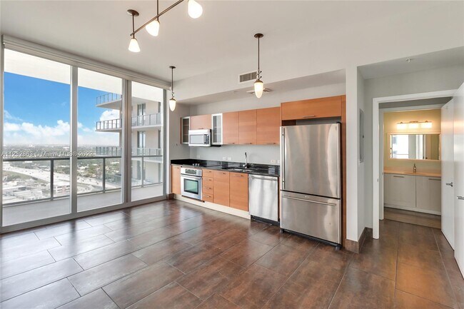 Foto del edificio - 3470 E Coast Ave