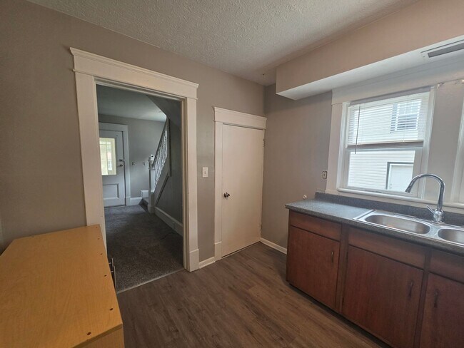 Building Photo - 2279 13th St SW