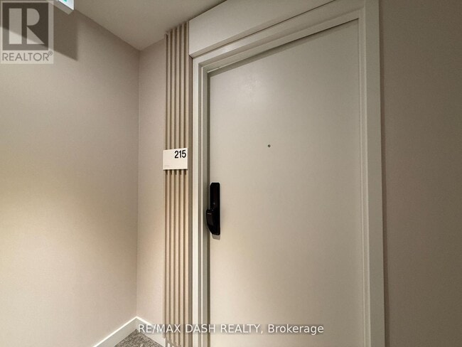 Building Photo - 28 Ann St