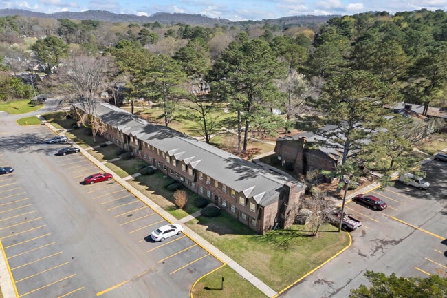 Building Photo - Pineview