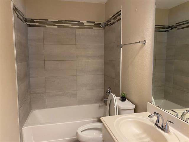Foto del edificio - 3116 Nandina St