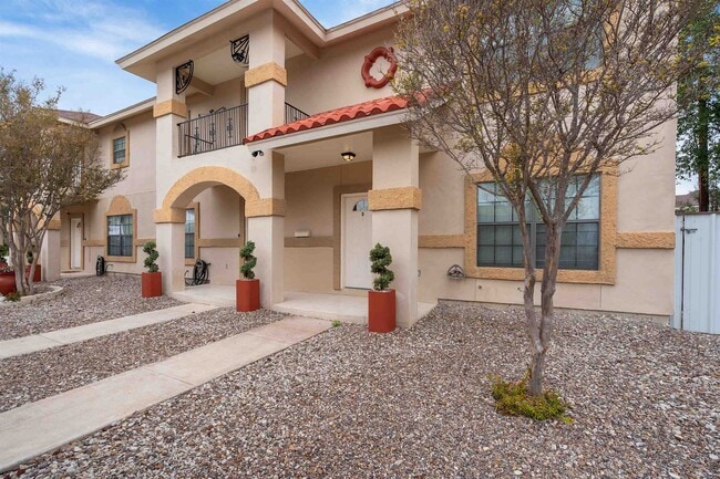 Building Photo - 113 Ramon Cardenas Dr