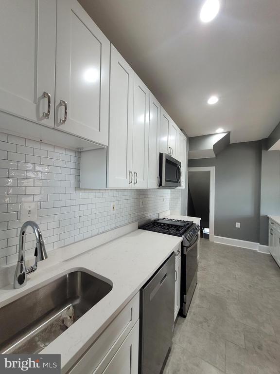Building Photo - 5709 5th St NW