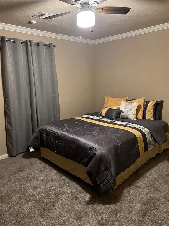 Foto del edificio - 8028 Colonial Ln