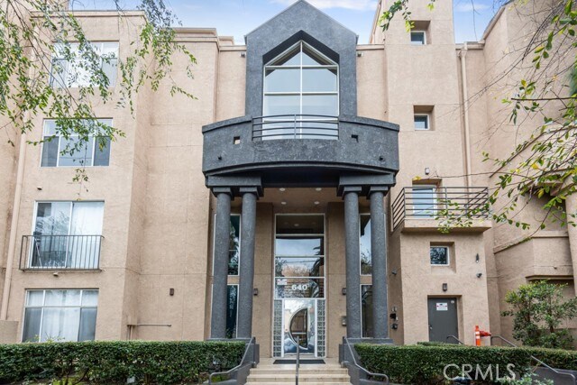 Foto del edificio - 640 W 4th St