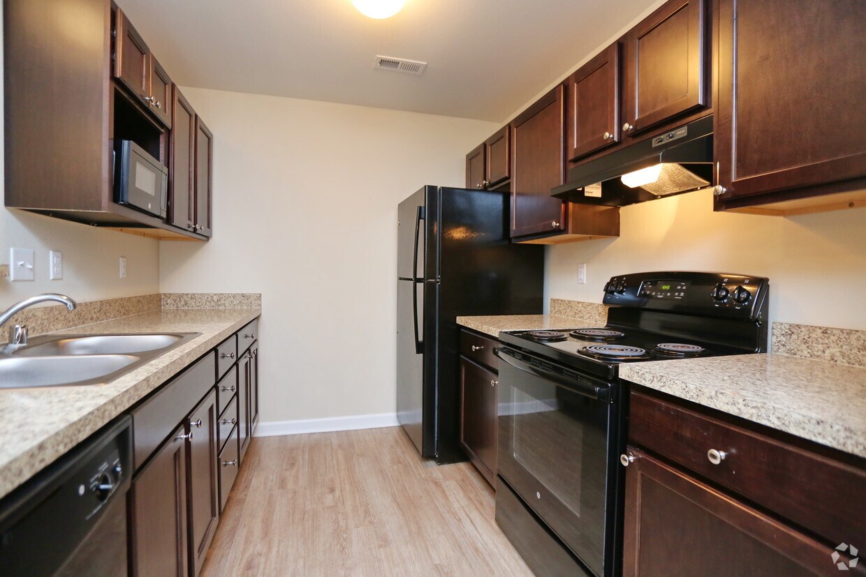 Badger Canyon Apartments in Kennewick, WA