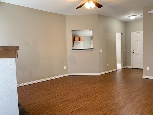 Building Photo - 565 Oakwoods Dr