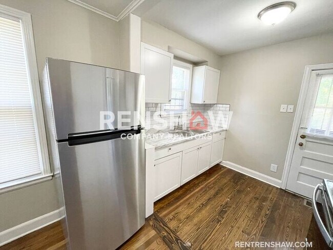 Foto del edificio - Adorable 3/2 Home In Berclair Now Available!
