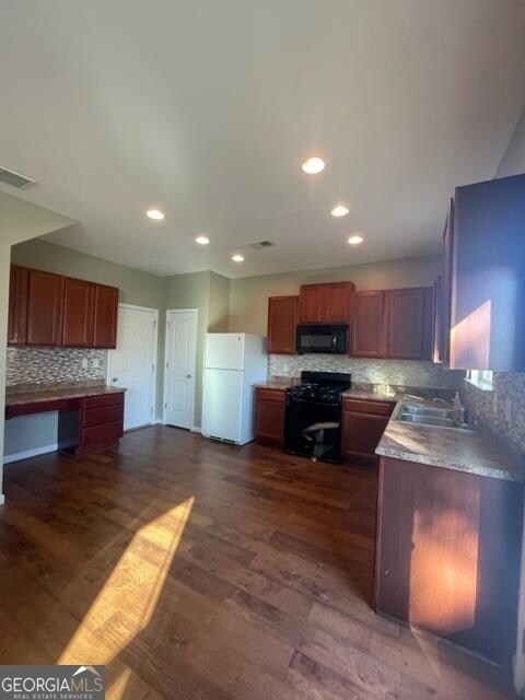 Building Photo - 149 High Point Way