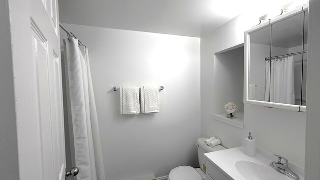 Interior Photo - Bridgeport Suites