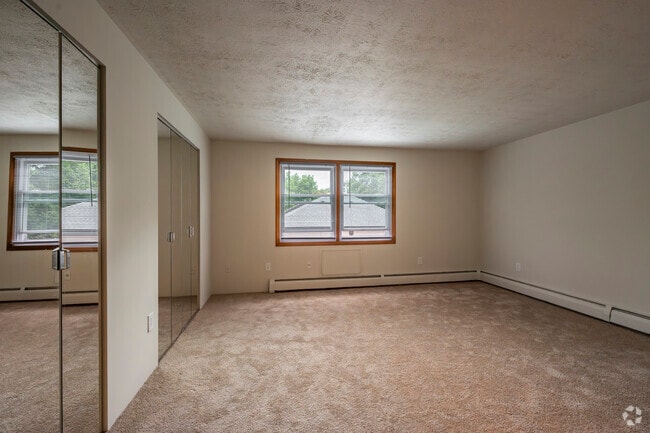 Casa adosada de 2 habitaciones y 2,5 baños - 950 pies cuadrados - Arbor Park I - Dormitorio principal - Arbor Park I