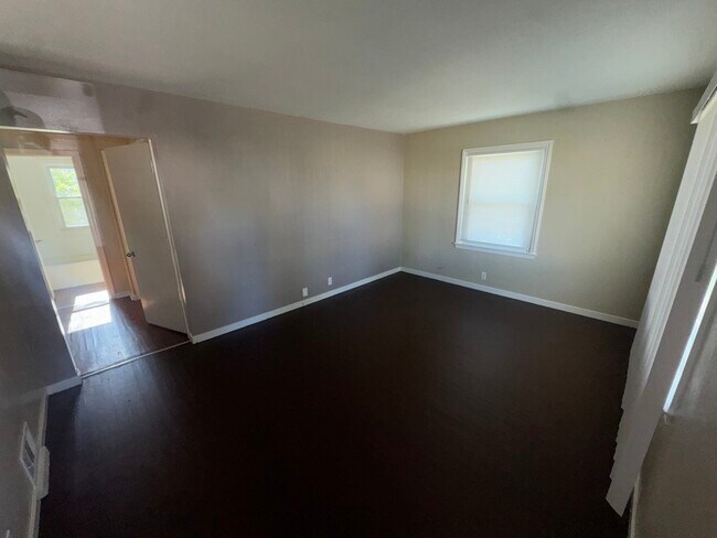 Foto del edificio - 4924 N 64th St