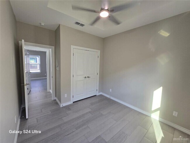 Foto del edificio - 12 Yankton St