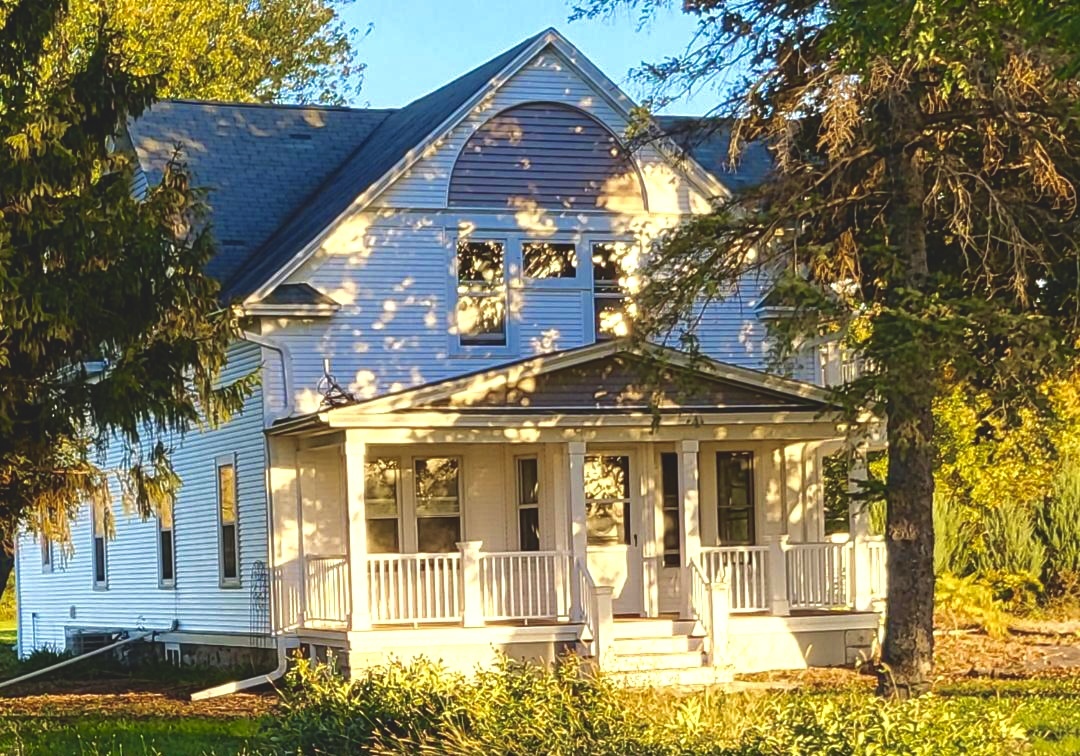 Front of the House with Porch - 4820 Country Club Rd