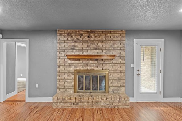 Building Photo - 106 Willowcrest St