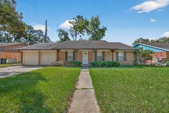 Building Photo - 108 Belvedere Dr