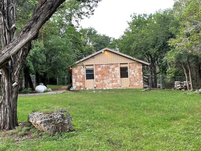 Building Photo - 5600 Beacon Dr