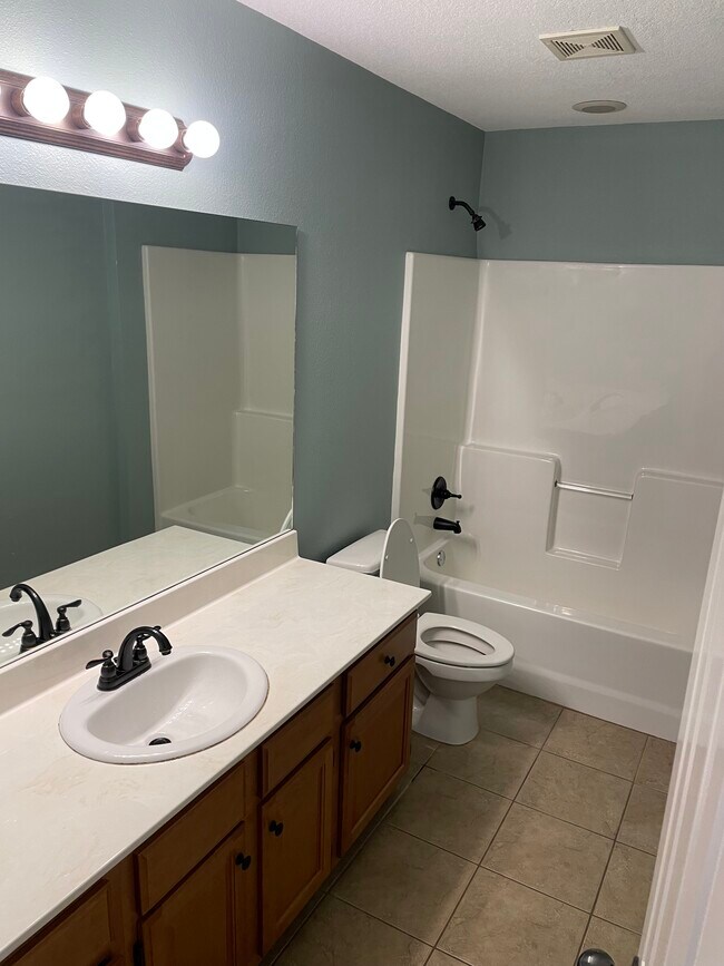 Building Photo - 4512 W Silvermist Pl