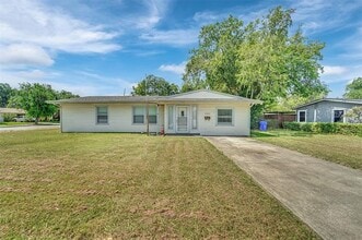 Building Photo - 2682 Wasina Dr