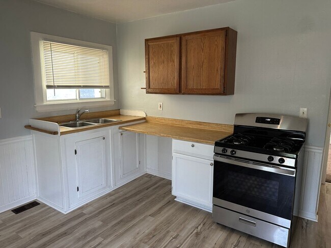 Foto del edificio - 451 4th St NW