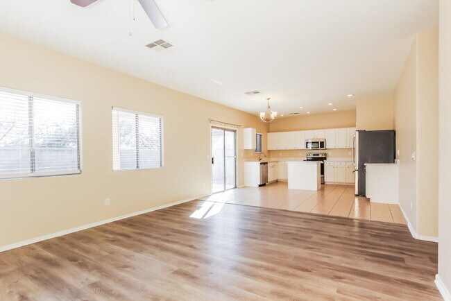 Foto del edificio - 16115 N 168th Ave