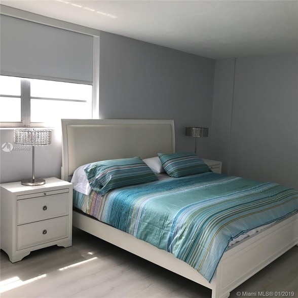 Photo - 3801 S Ocean Drive Unit 10V Apartment