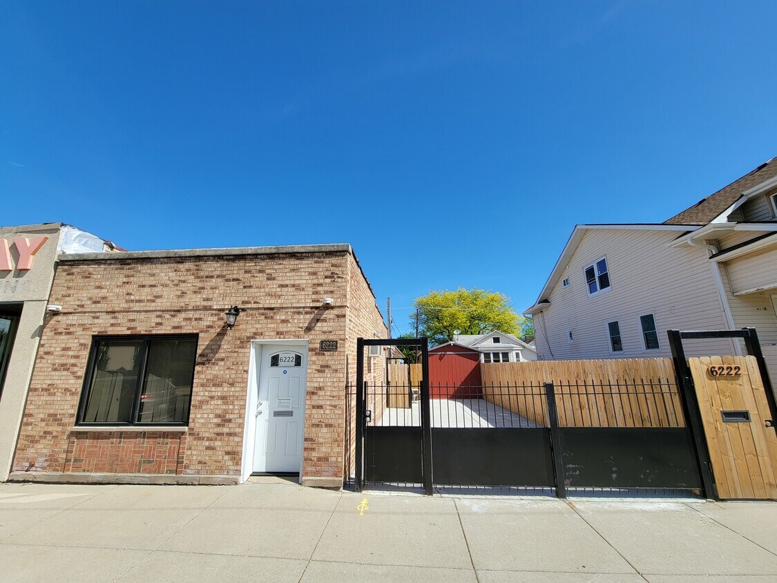 6222 W Addison St, Chicago, IL 60634 House Rental in Chicago, IL