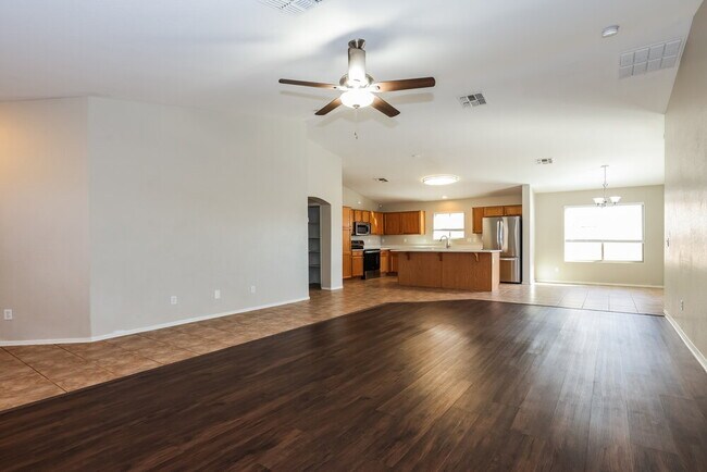 Foto del edificio - 11755 W Banff Ln