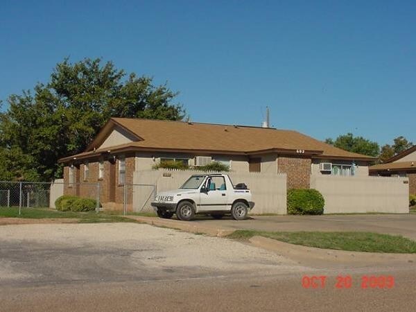 Primary Photo - 618 N Jefferson St